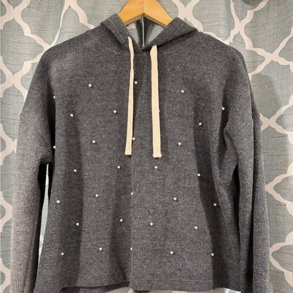 pearl embellished pullover gray hoodie sweater size Large
